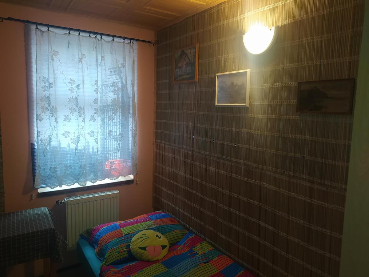 Drevenka Hotel Provodin Екстериор снимка