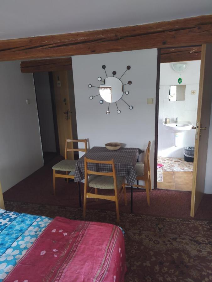 Drevenka Hotel Provodin Екстериор снимка