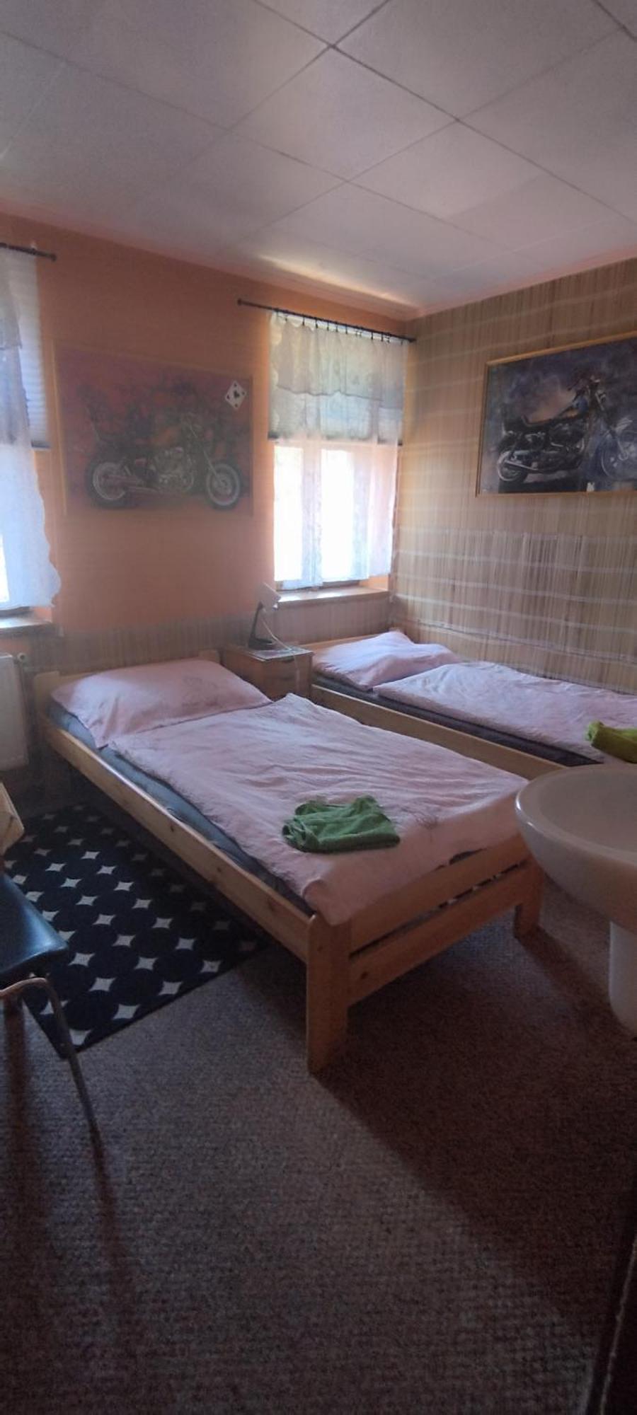 Drevenka Hotel Provodin Екстериор снимка